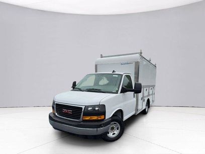 New 2025 GMC Savana 3500 w/ Power Convenience Package