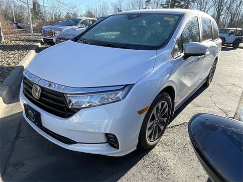 Used 2024 Honda Odyssey EX-L image 1