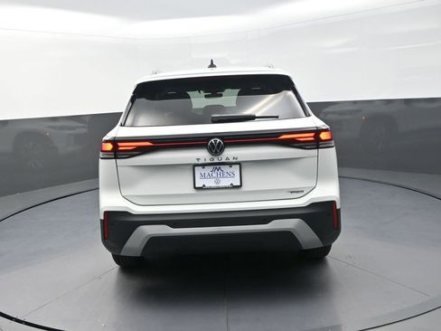 New 2026 Volkswagen Tiguan S AWD/4WD image 9