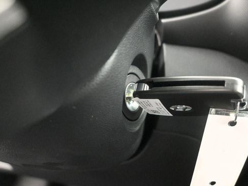 New 2026 Hyundai Venue SE image 23