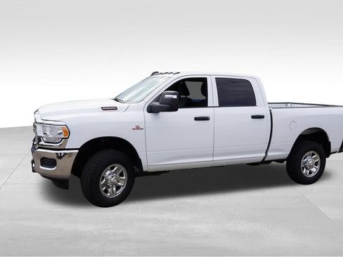 Certified 2024 RAM 2500 Tradesman w/ Chrome Appearance Group AWD/4WD image 10
