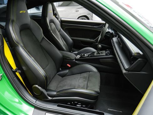 Used 2022 Porsche 911 GT3 RWD image 34