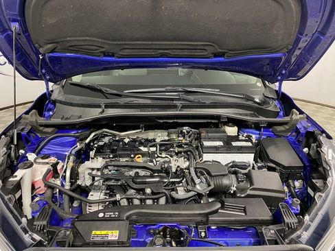 Used 2024 Toyota Corolla Cross XLE image 22