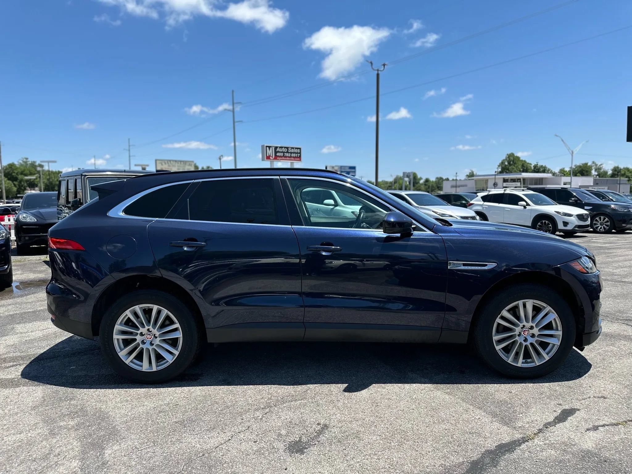 Used 2018 Jaguar F-PACE Prestige AWD/4WD image 5