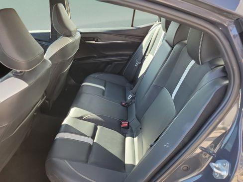 Used 2025 Toyota Camry SE FWD image 11