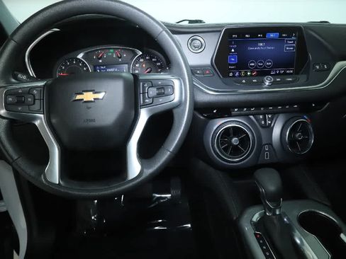 Used 2022 Chevrolet Blazer LT AWD/4WD image 19