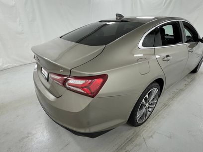 Used 2022 Chevrolet Malibu LT