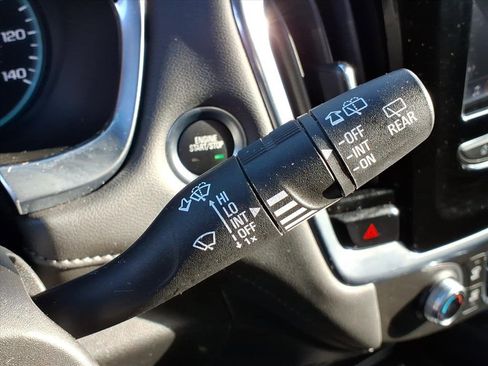 Certified 2023 Chevrolet Traverse LT image 21