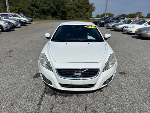 Used 2011 Volvo C70 T5 image 3