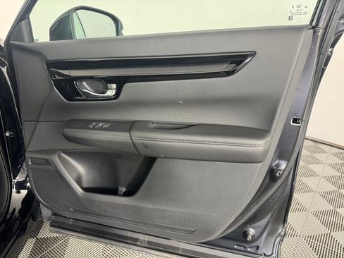 Used 2025 Honda CR-V EX-L image 40