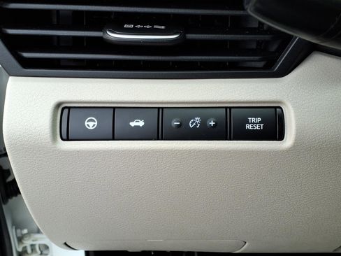 Used 2021 Nissan Altima 2.5 Platinum image 18