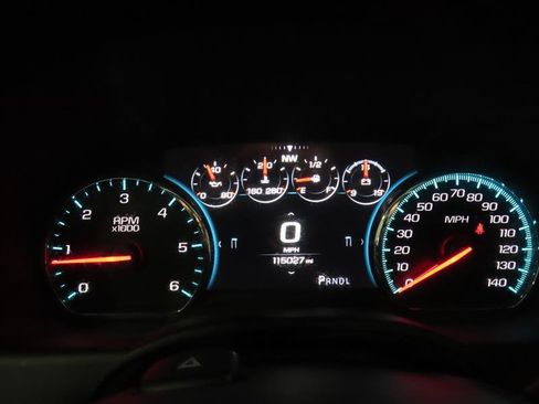 Used 2018 Chevrolet Tahoe Premier AWD/4WD image 22