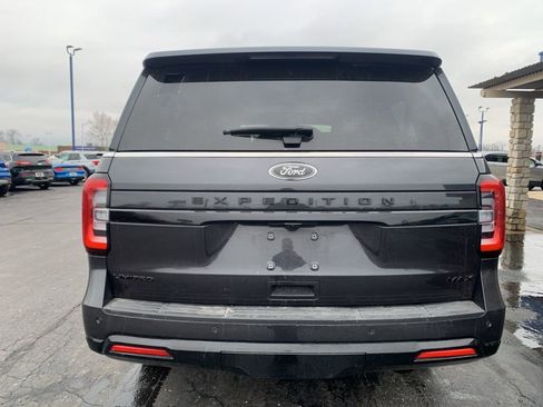 Used 2023 Ford Expedition Max Limited AWD/4WD image 4