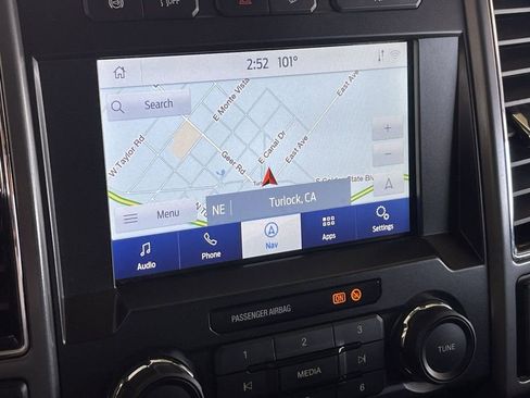 Used 2020 Ford F250 XLT w/ XLT Premium Package image 14