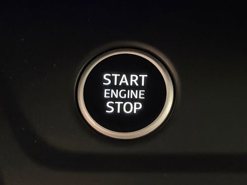 Used 2023 Audi Q3 2.0T Premium Plus w/ Premium Plus Package image 27