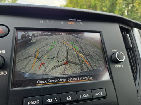 Used 2024 Subaru Outback AWD/4WD image 19