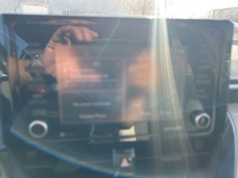 Used 2022 Toyota Corolla L image 10