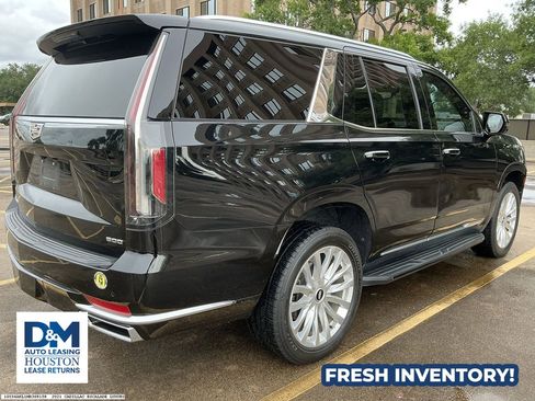 Used 2021 Cadillac Escalade Luxury AWD/4WD image 5