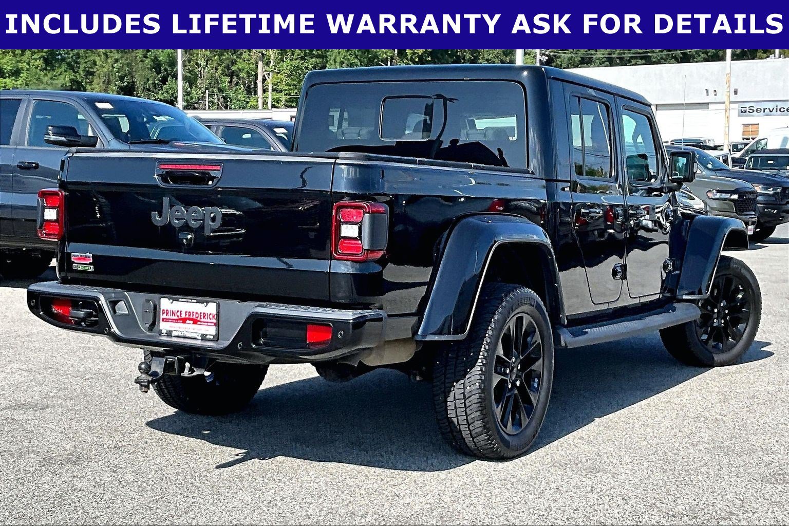 Used 2022 Jeep Gladiator Overland AWD/4WD image 10