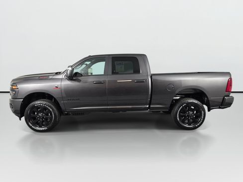 New 2026 RAM 2500 Big Horn AWD/4WD image 9