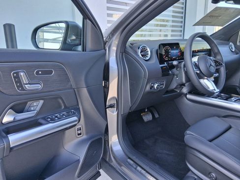 New 2026 Mercedes-Benz GLA 250 4MATIC image 18