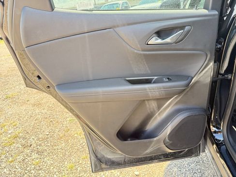 Used 2025 Chevrolet Blazer LT AWD/4WD image 35