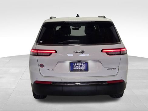 Used 2023 Jeep Grand Cherokee L Limited AWD/4WD image 25