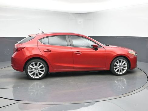 Used 2017 MAZDA MAZDA3 Touring FWD image 9