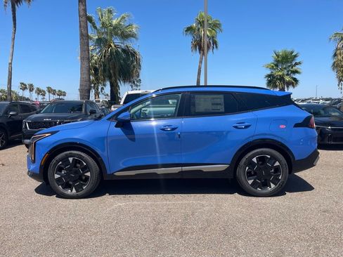 New 2026 Kia Sportage SX FWD image 4
