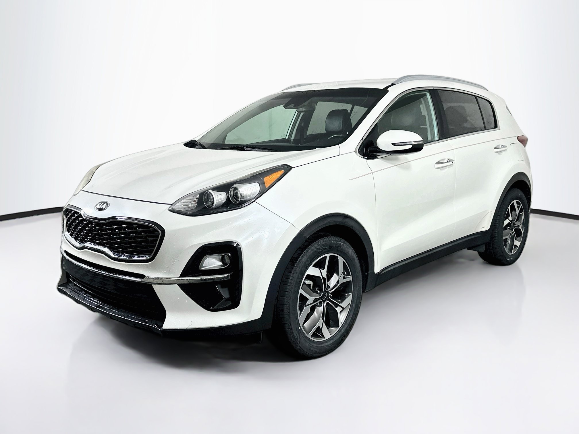 Used 2020 Kia Sportage EX FWD image 3