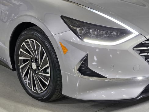 Certified 2023 Hyundai Sonata Limited image 10