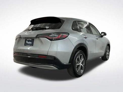 Certified 2024 Honda HR-V EX-L image 3
