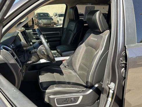 Used 2020 RAM 1500 Laramie AWD/4WD image 11