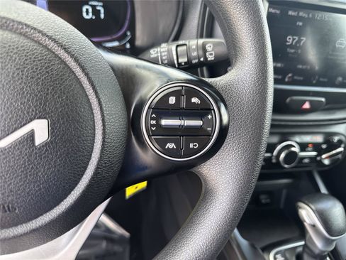 Used 2023 Kia Soul LX FWD image 23