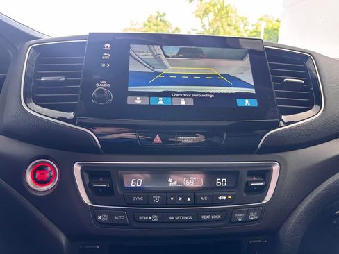 Used 2022 Honda Pilot TrailSport image 22