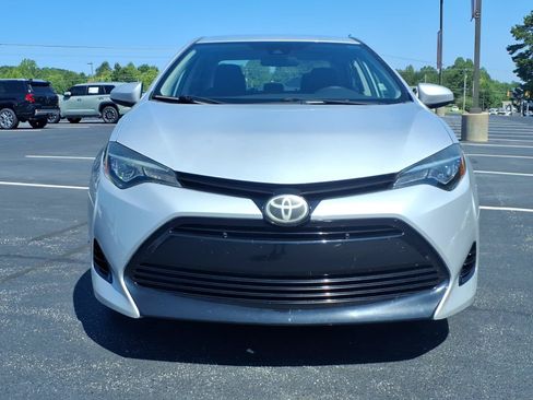 Used 2017 Toyota Corolla LE FWD image 9