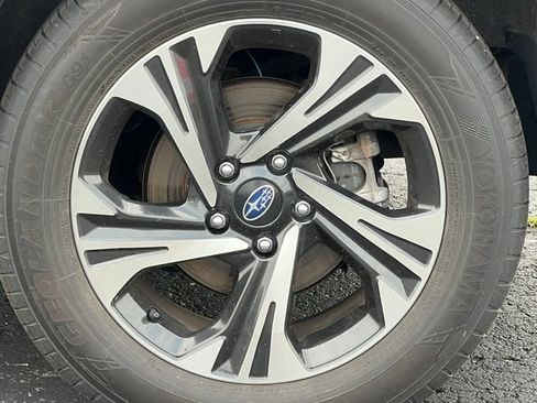 Used 2024 Subaru Crosstrek 2.0i Premium AWD/4WD image 7