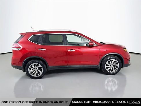 Used 2015 Nissan Rogue SL image 4