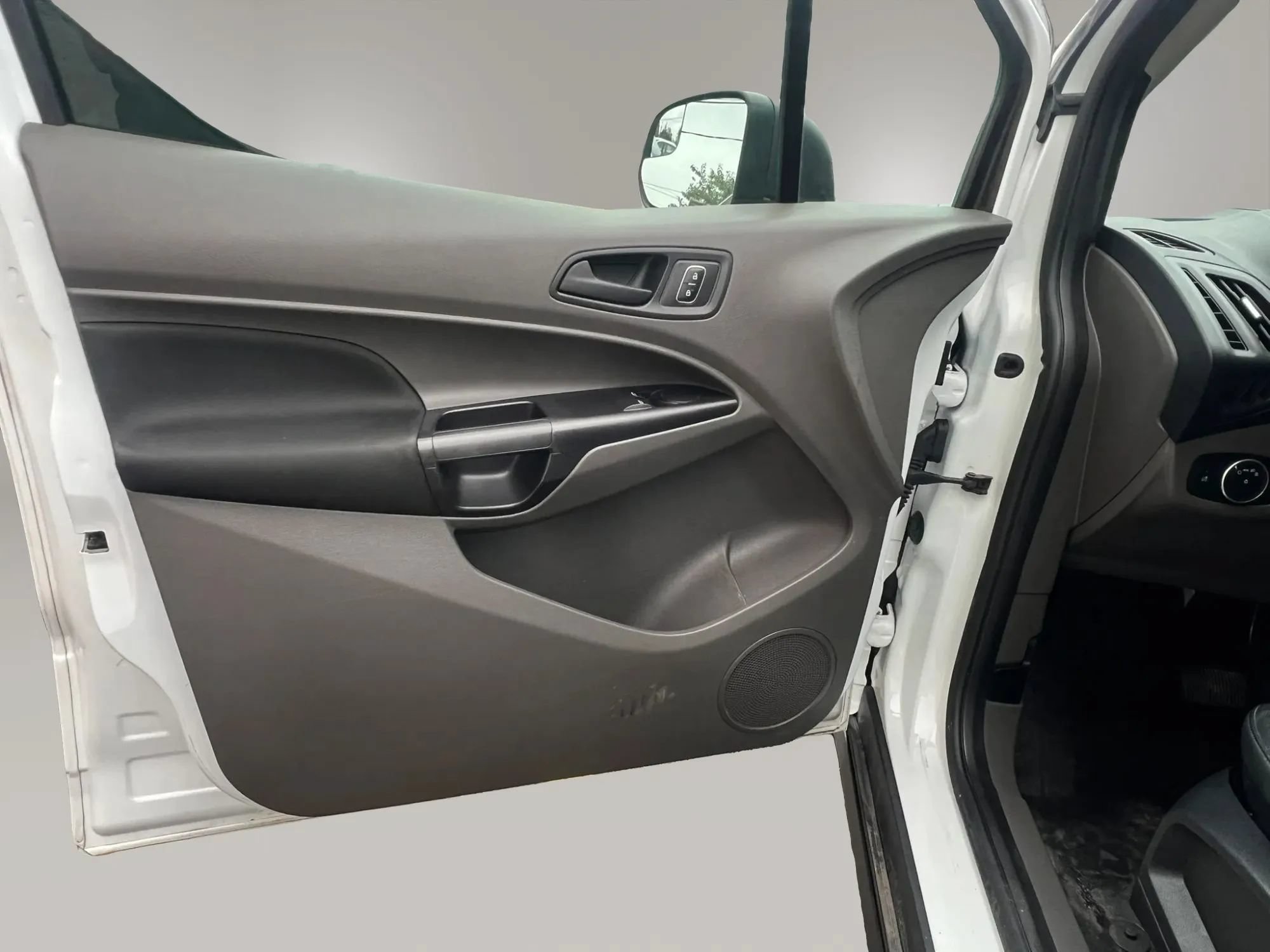 Used 2021 Ford Transit Connect XL FWD image 17