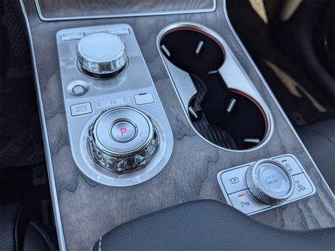 Used 2025 Genesis GV80 2.5T Select image 22