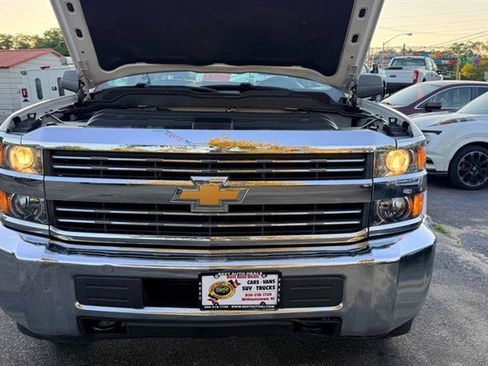 Used 2017 Chevrolet Silverado 2500 W/T w/ Snow Plow Prep Package AWD/4WD image 38