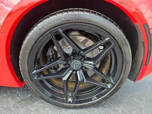 Used 2018 Chevrolet Corvette Grand Sport w/ Carbon Flash Badge Package image 13