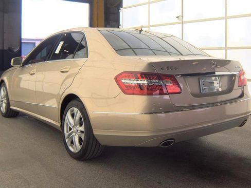 Used 2010 Mercedes-Benz E 350 4MATIC Sedan image 6