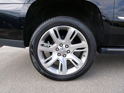 Used 2018 Cadillac Escalade ESV Premium Luxury image 11