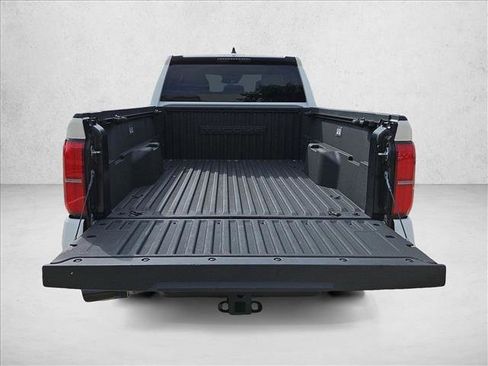 Used 2025 Toyota Tacoma SR5 AWD/4WD image 6