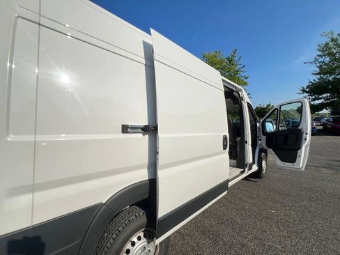 Used 2025 RAM ProMaster 2500 w/ Convenience Group FWD image 27