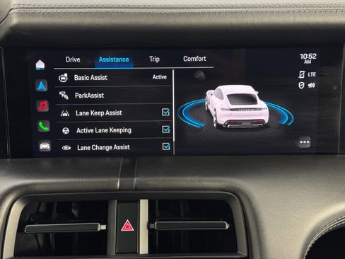 Used 2020 Porsche Taycan Turbo image 32