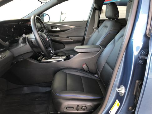 Used 2024 Buick Envista Sport Touring w/ Convenience I Package FWD image 16