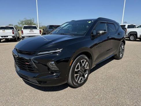 Used 2024 Chevrolet Blazer RS w/ Enhanced Convenience Package image 4