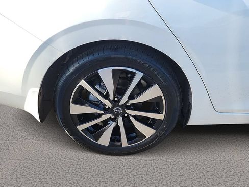 Used 2024 Nissan Sentra SV w/ SV Premium Package FWD image 7